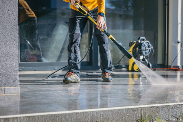 Best Pressure Washing Contractors  in Montgomery, IN